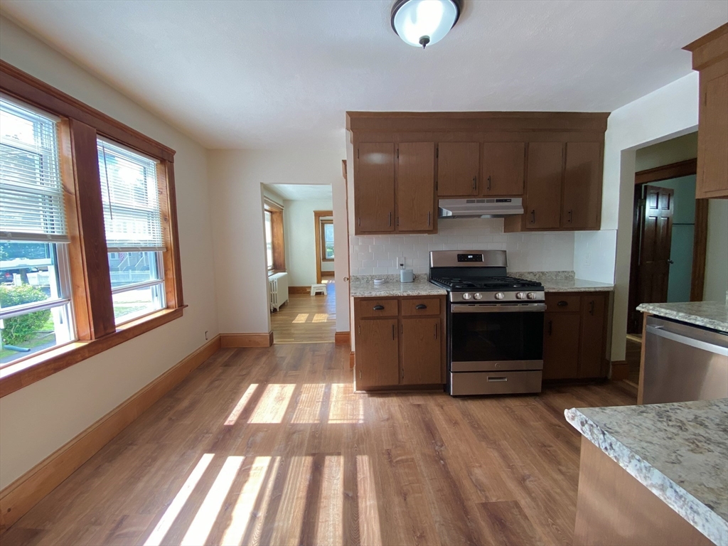 37 Walnut St # 1