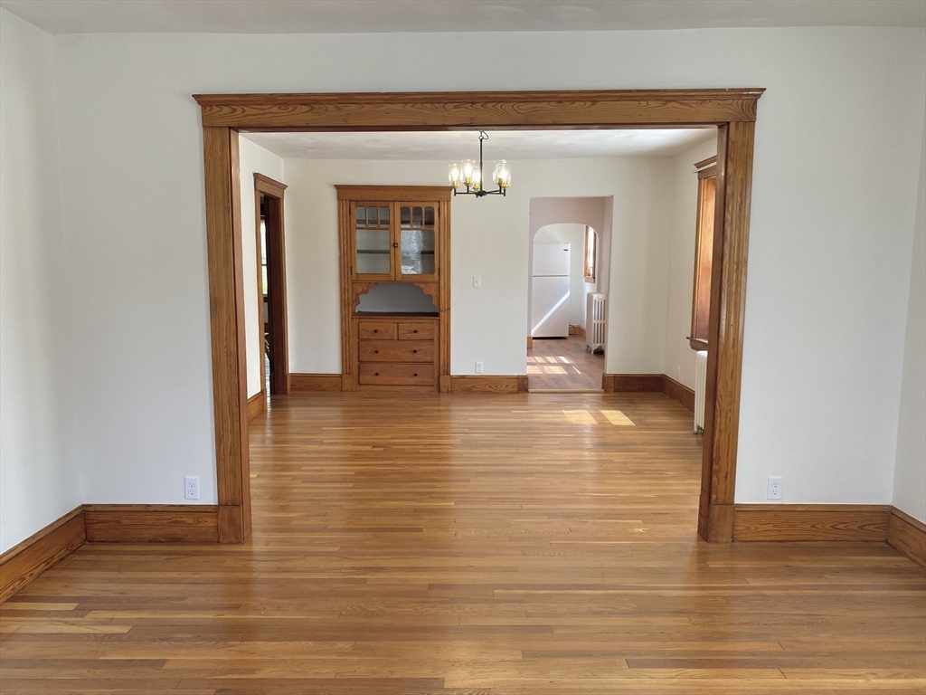 37 Walnut St # 1