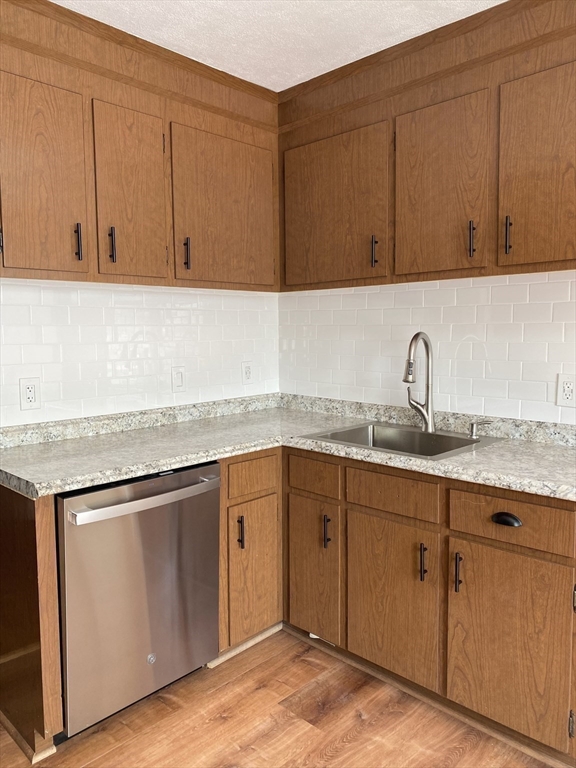 37 Walnut St # 1
