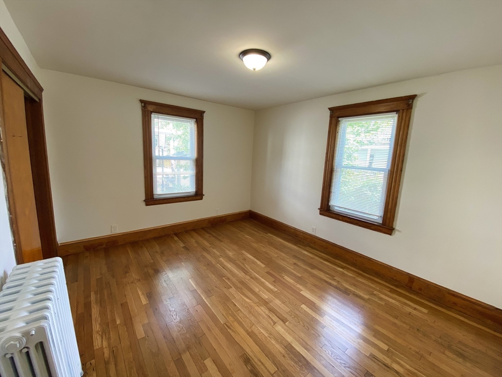 37 Walnut St # 1