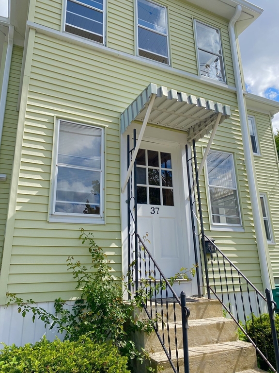 37 Walnut St # 1