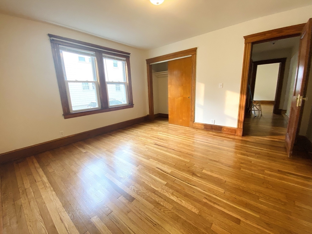 37 Walnut St # 1