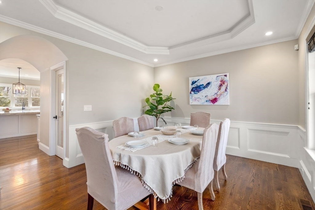 11 Briarwood Dr