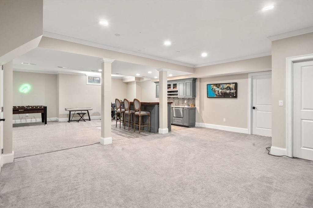 11 Briarwood Dr