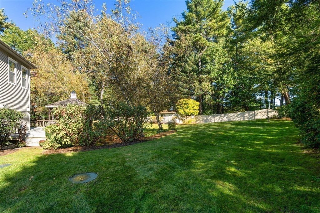 7 Pettee's Pond Lane