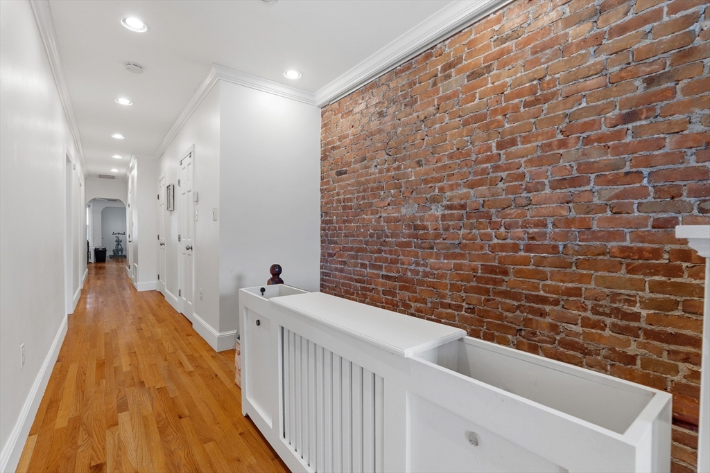 760-762 E 5th St # 2