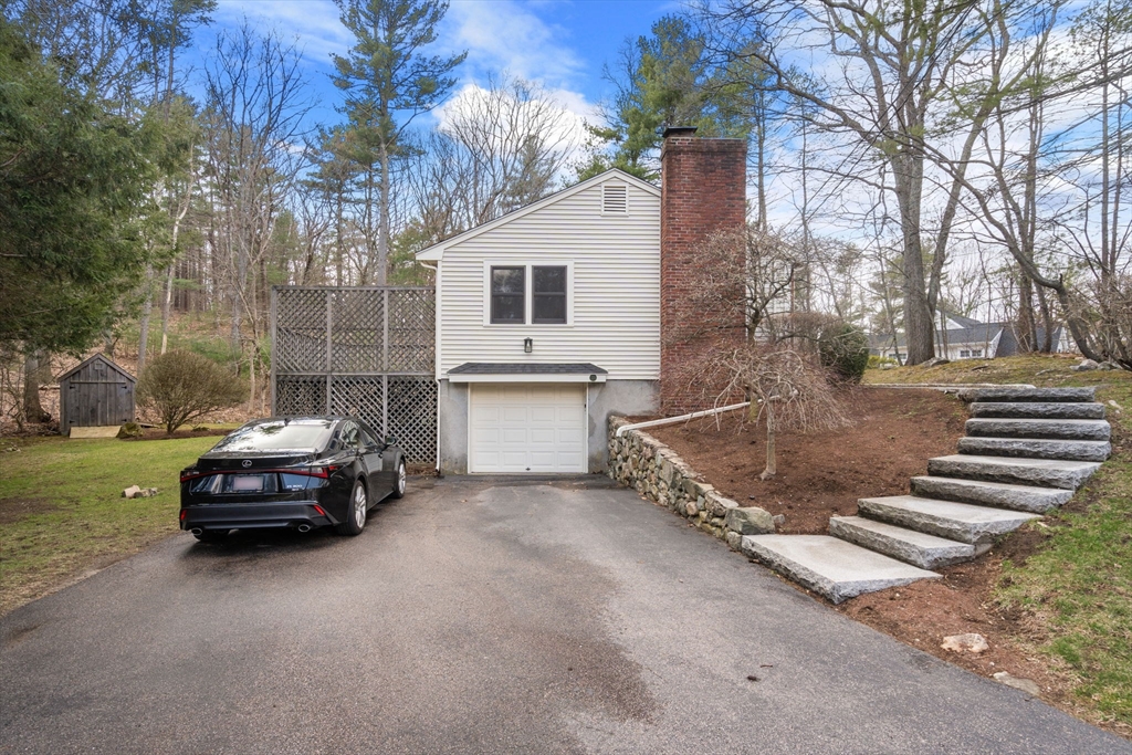 23 Hillcrest Road