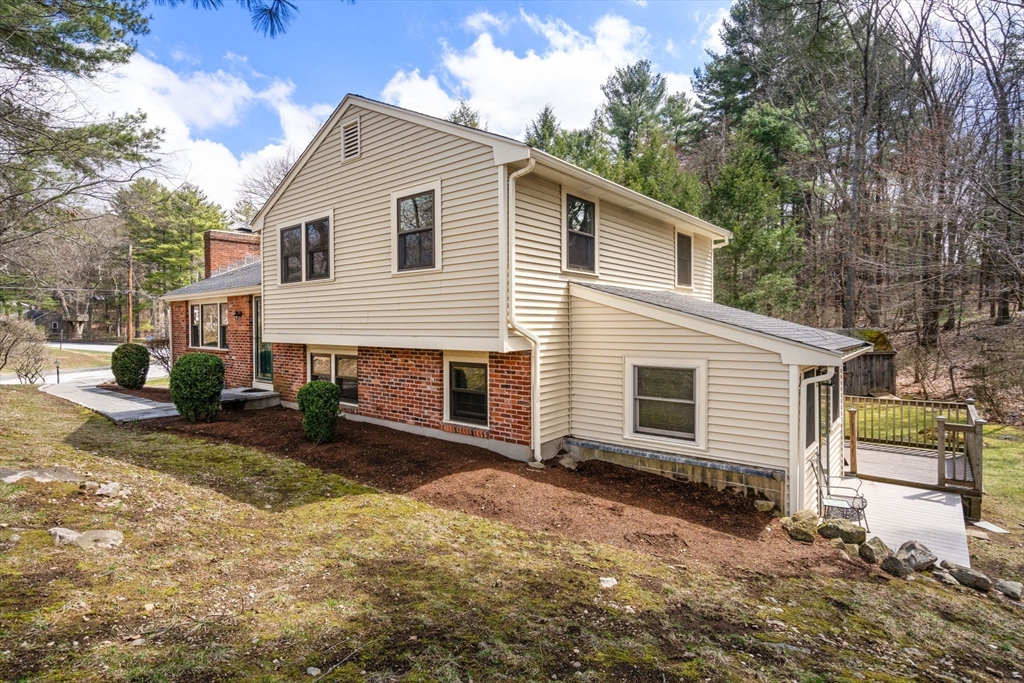 23 Hillcrest Road