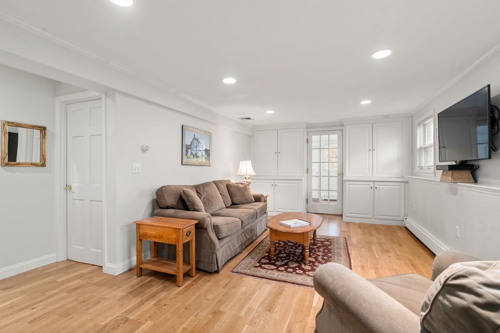 23 Hillcrest Road