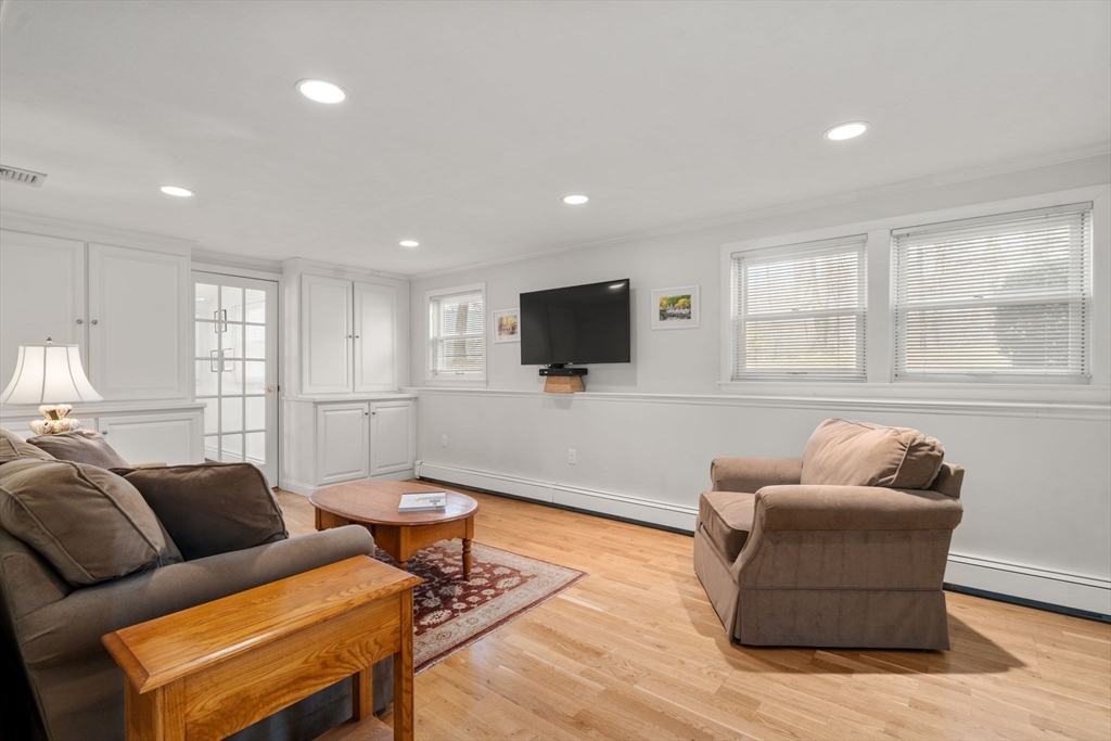 23 Hillcrest Road