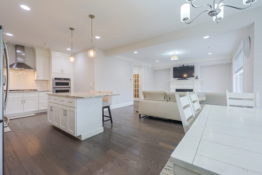 8 Riverstone Way # 8