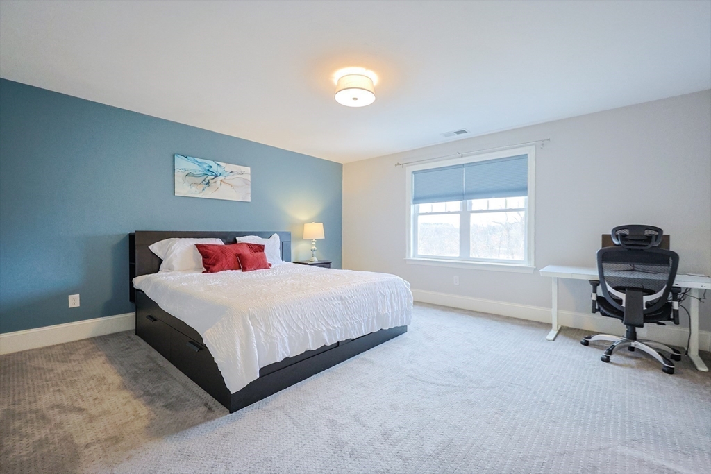 8 Riverstone Way # 8