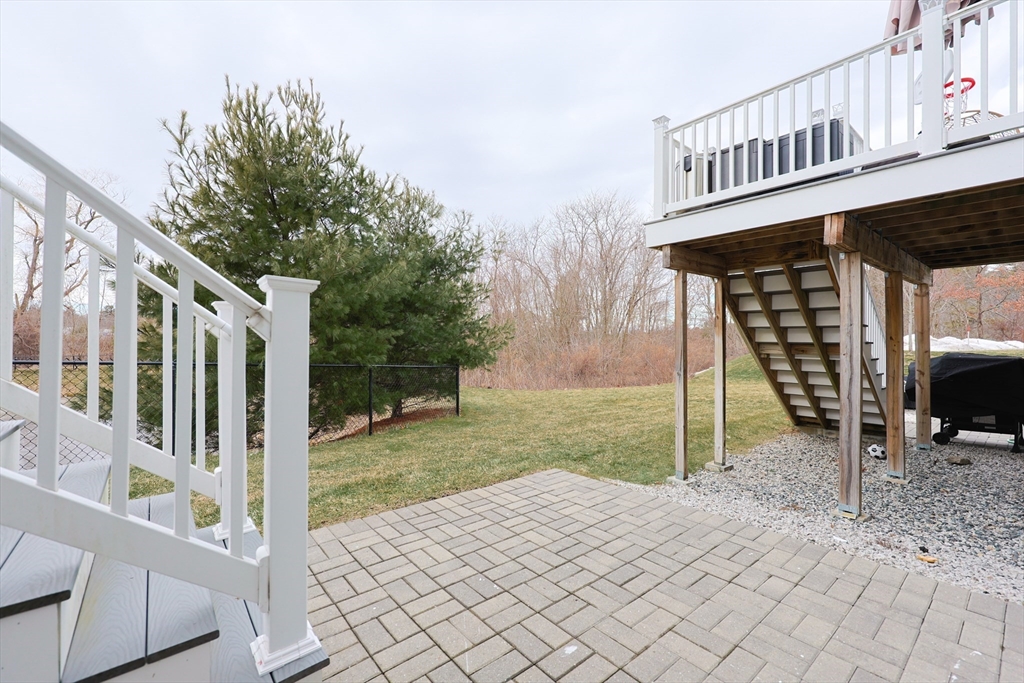 8 Riverstone Way # 8