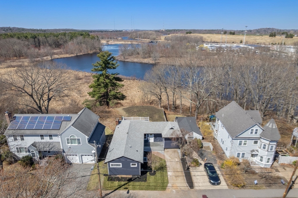 243 Riverside Dr