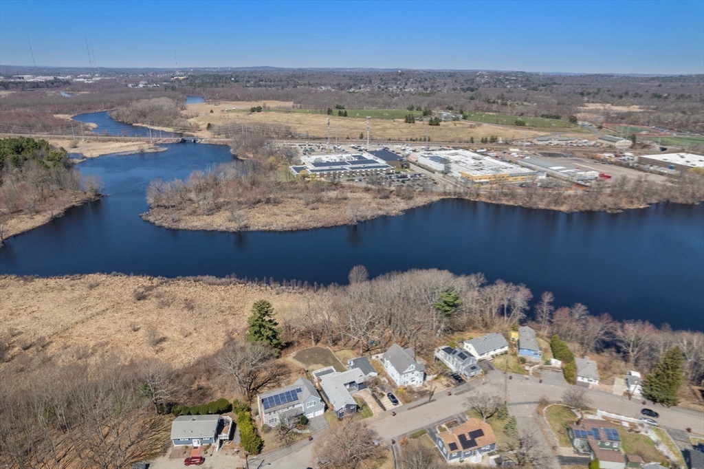 243 Riverside Dr
