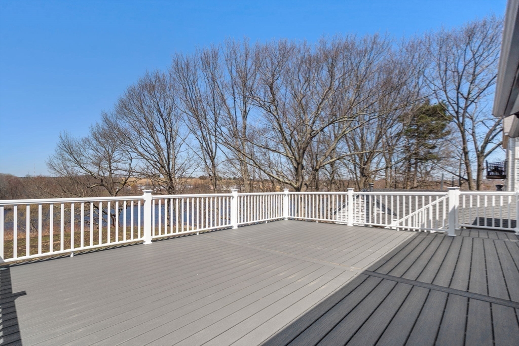 243 Riverside Dr