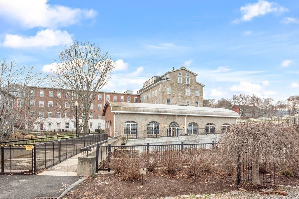 7 South Stone Mill # 524