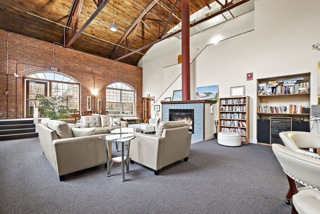 7 South Stone Mill # 524