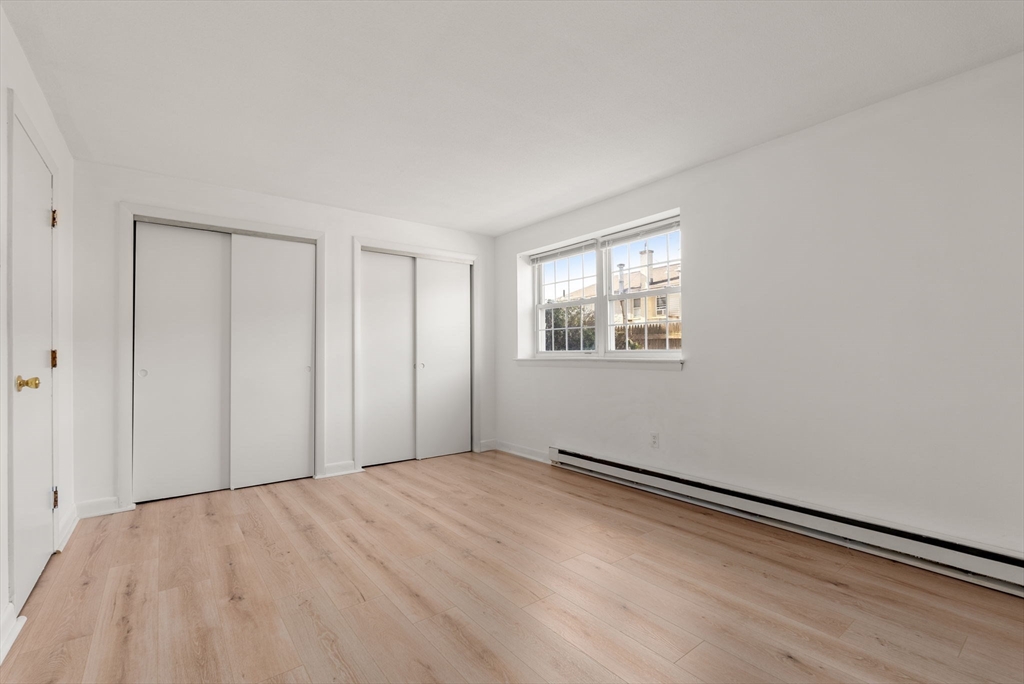 881 Main St # 5