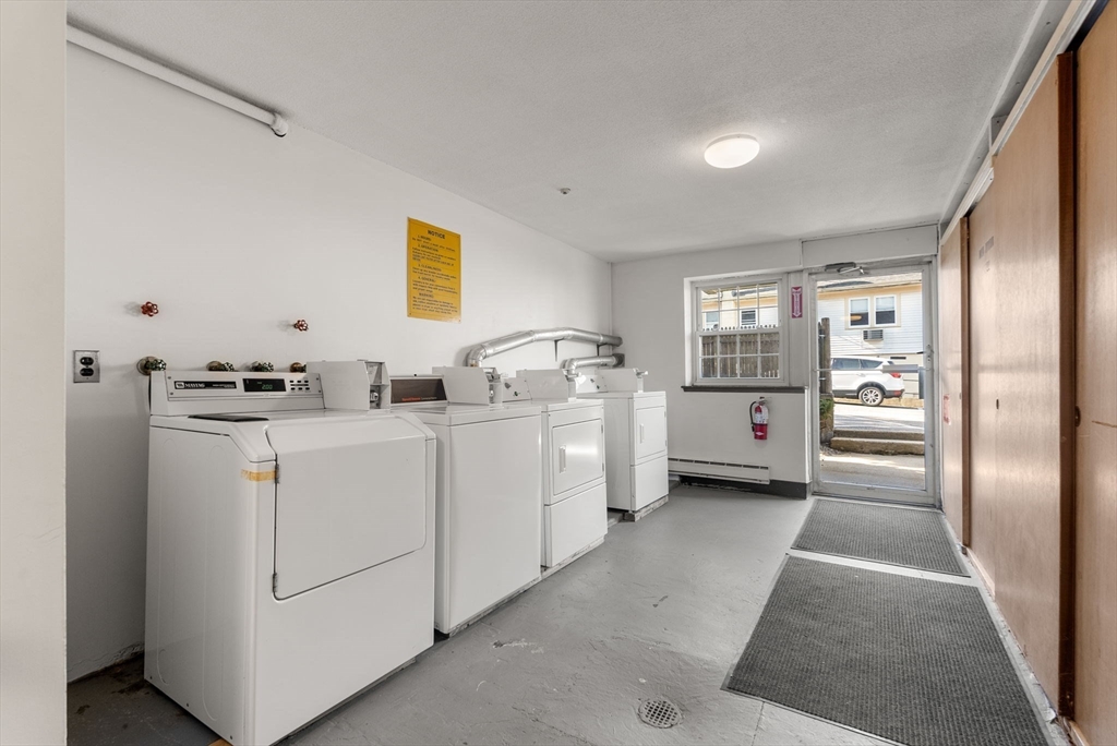 881 Main St # 5