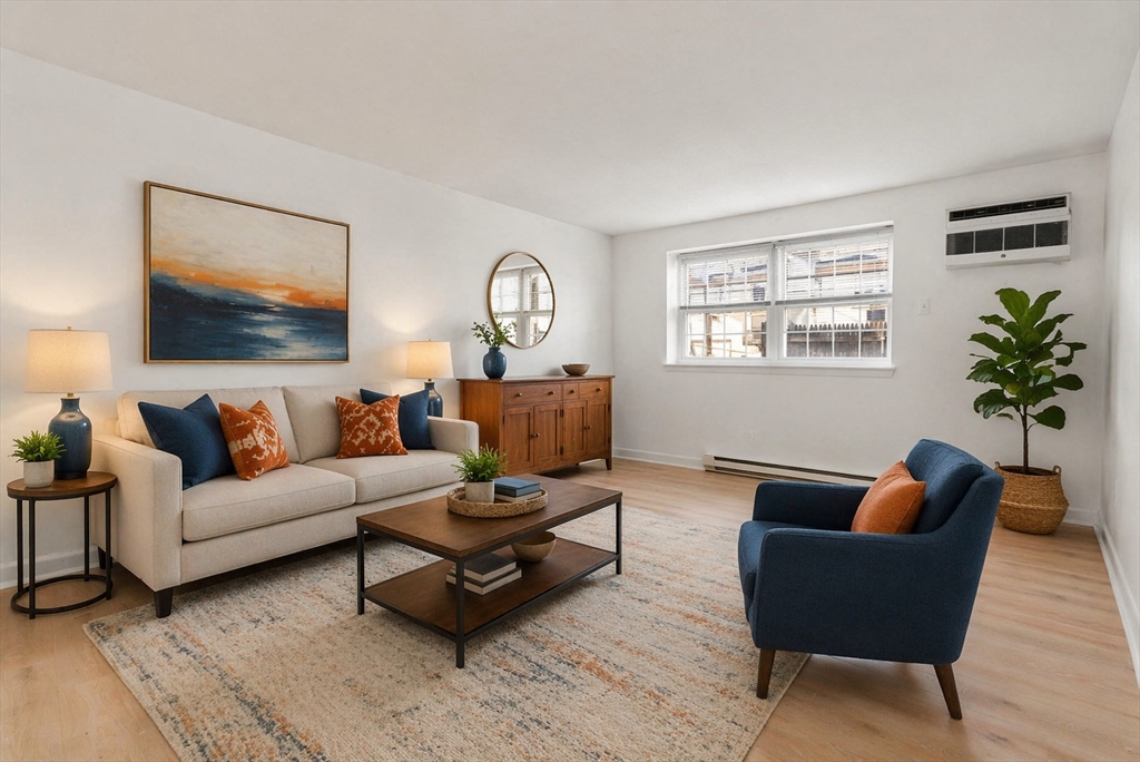 881 Main St # 5
