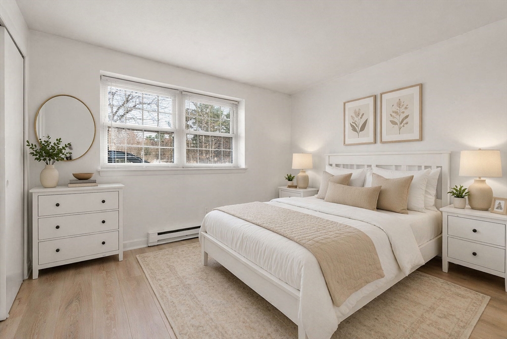881 Main St # 5