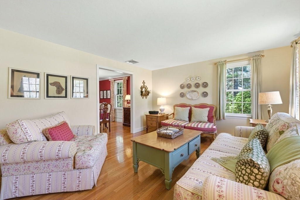 7 Tanglewood Road