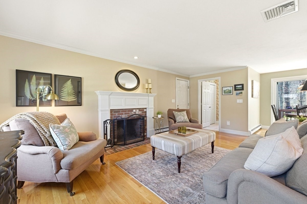 7 Tanglewood Road