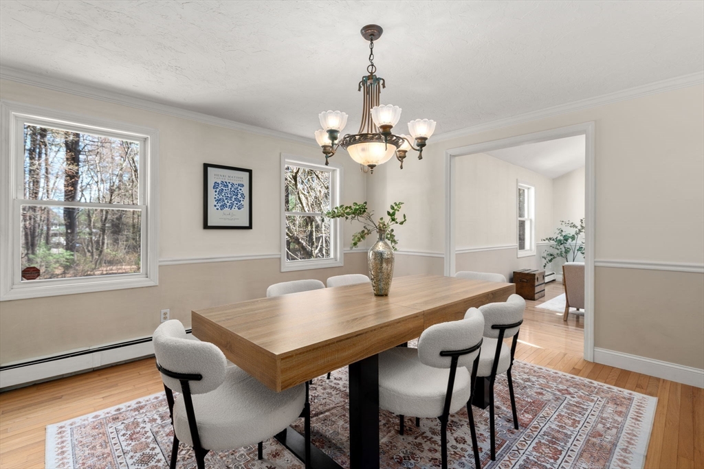 189 1/2 Seekonk St