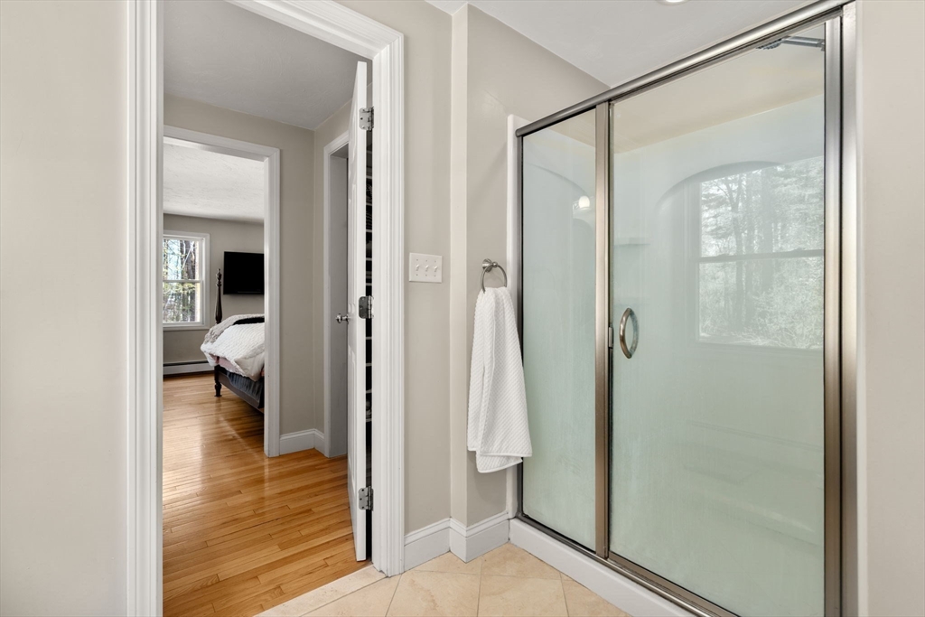 189 1/2 Seekonk St