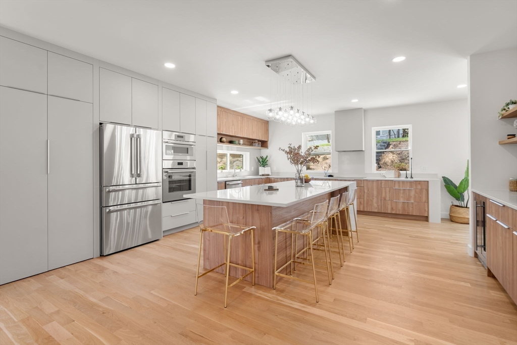 100 Woodbine Circle