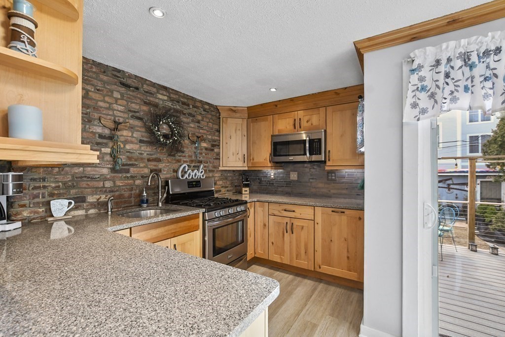 909 E 2nd Street # 1