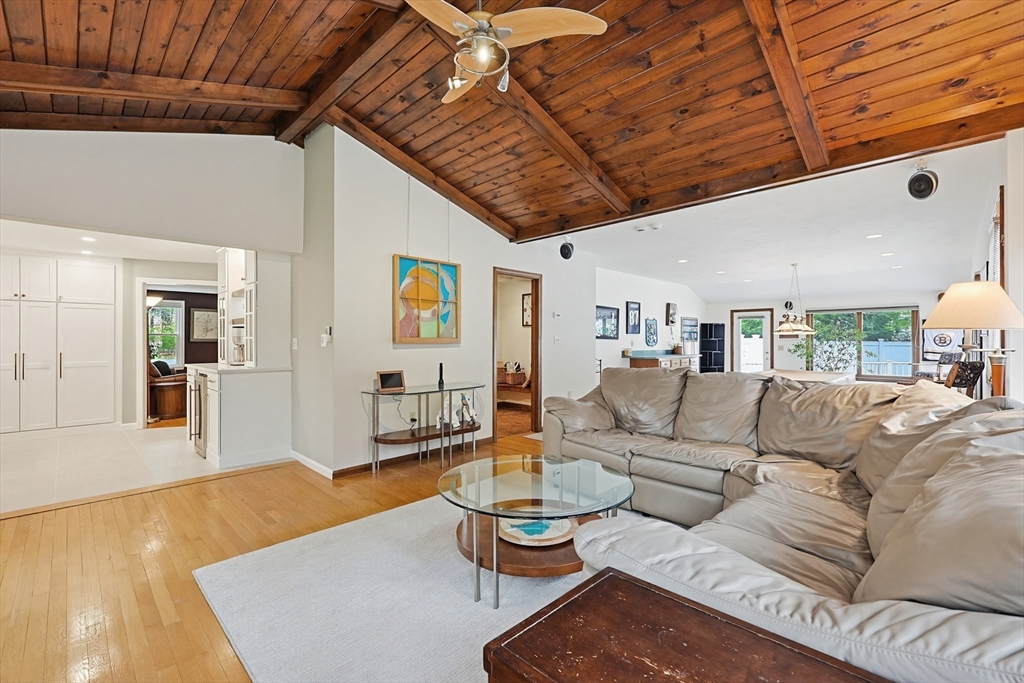 26 Kittredge St