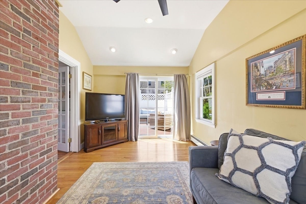 40 Woodard Road