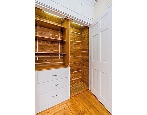 9 Temple St # 1