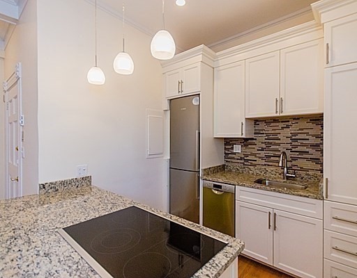 9 Temple St # 1