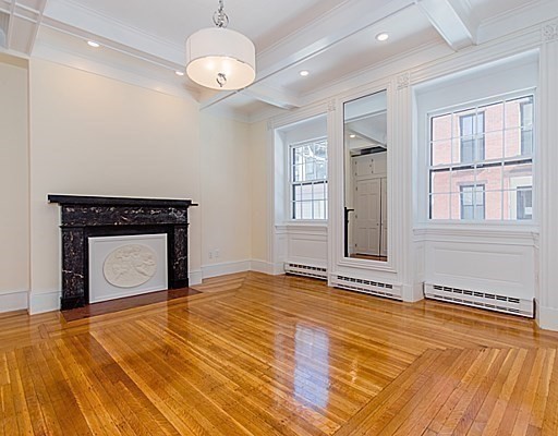 9 Temple St # 1