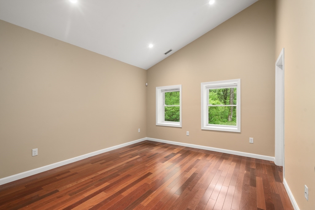 133 Centre St # 133