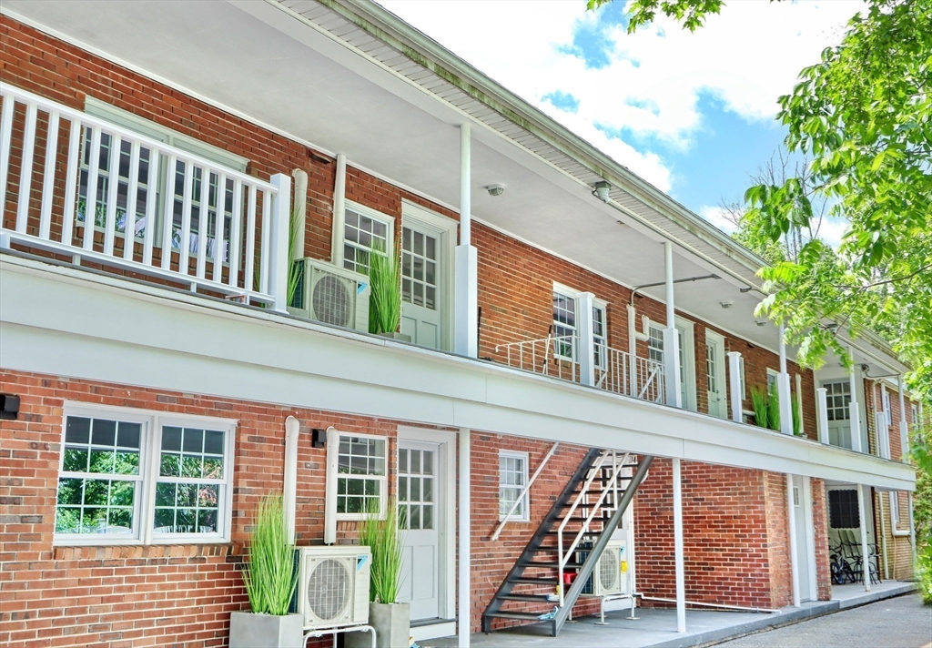 405 Washington Street - Unit # 2