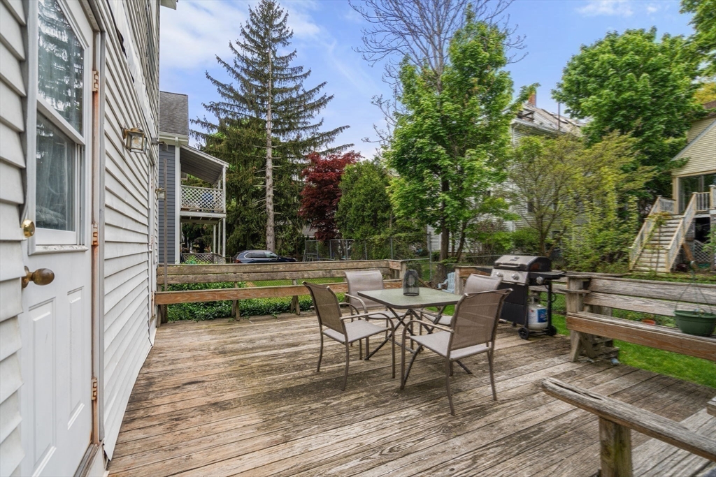 38 Hobson St