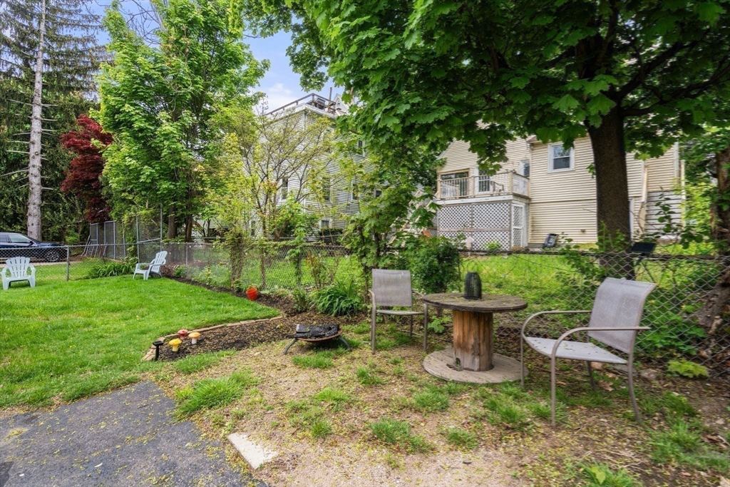 38 Hobson St