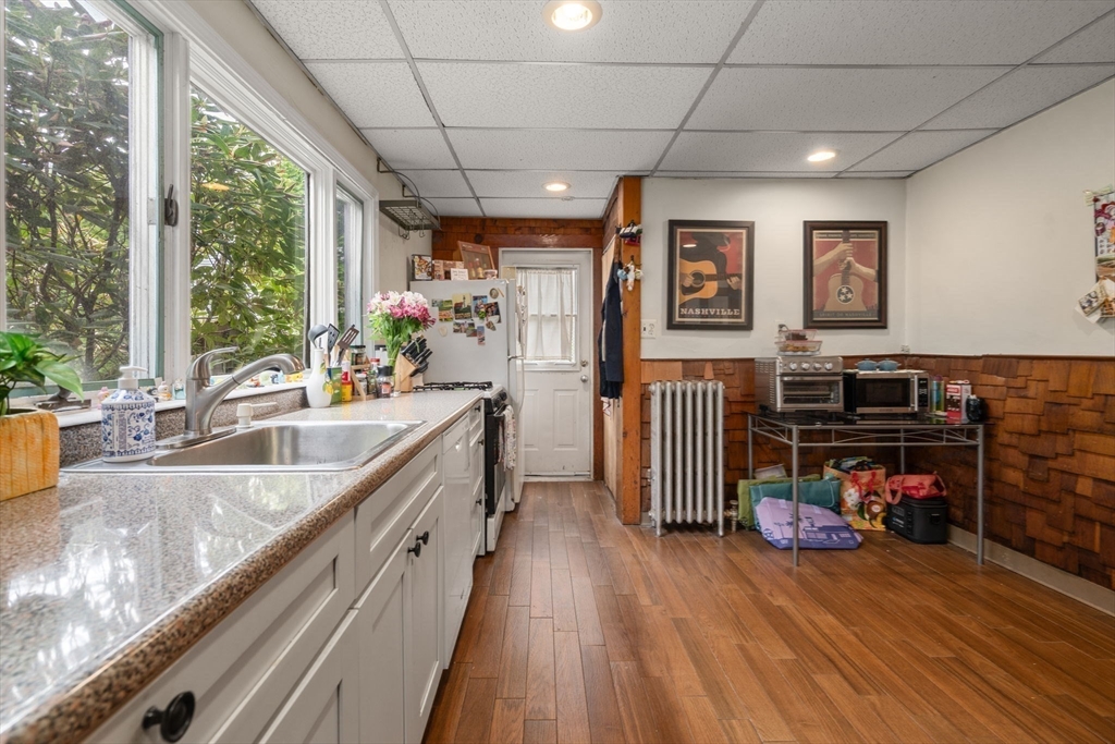 38 Hobson St