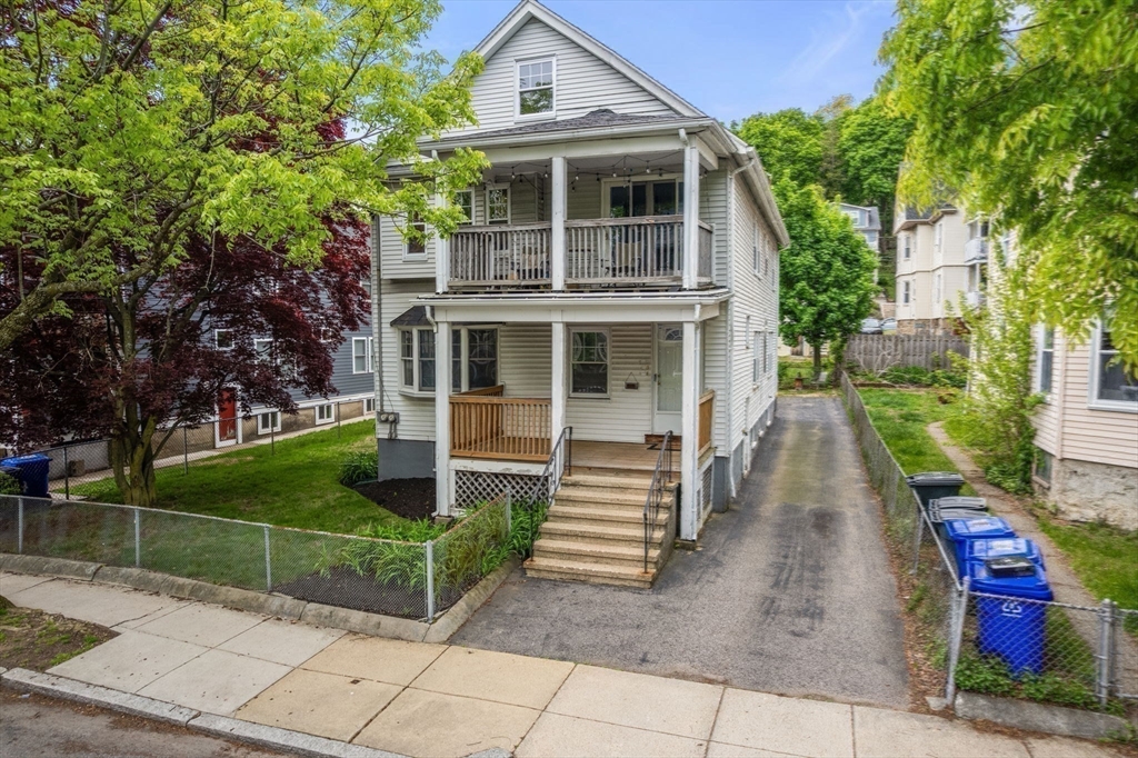 38 Hobson St