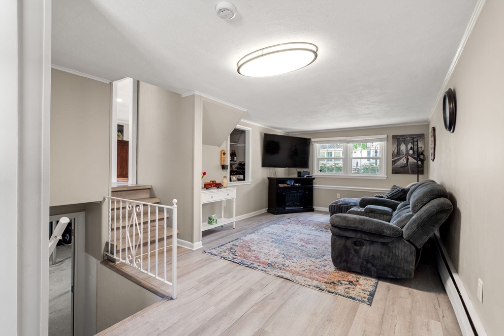 1 Deroma Rd