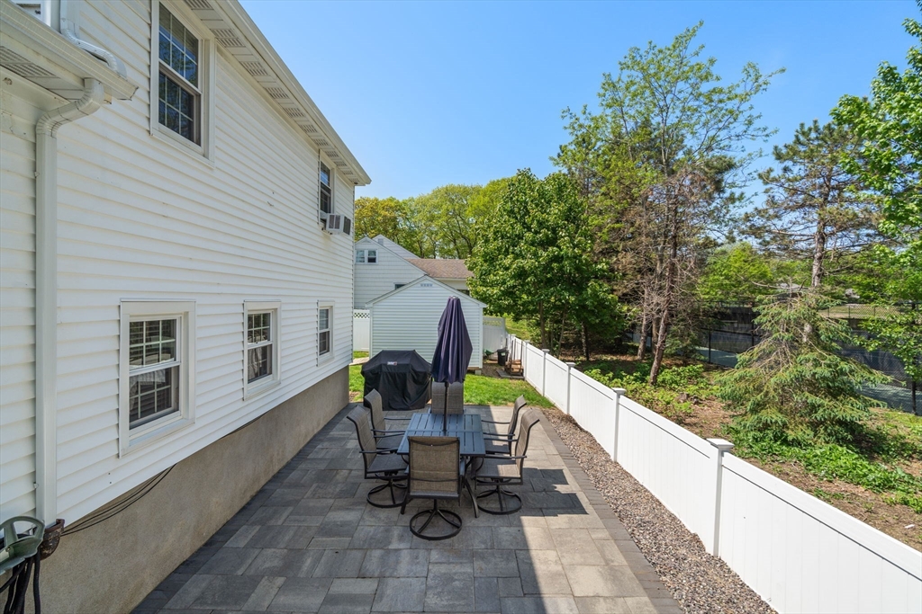 1 Deroma Rd