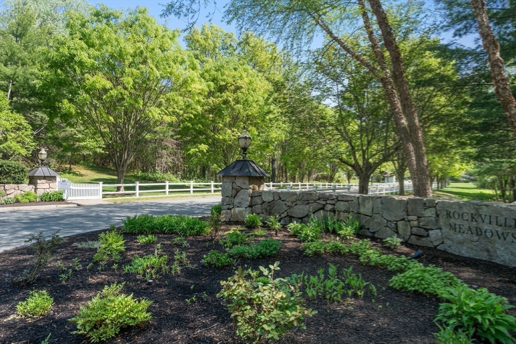 37 Rockville Mdws # 37