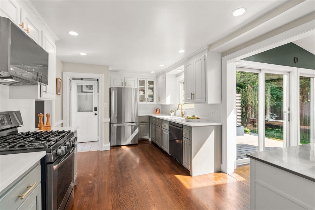 52 Beaufort Ave