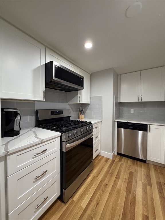 4 Kingswood Dr # 3