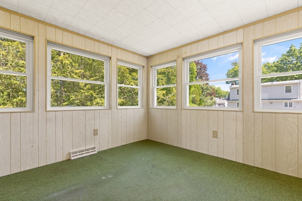 332 Linwood