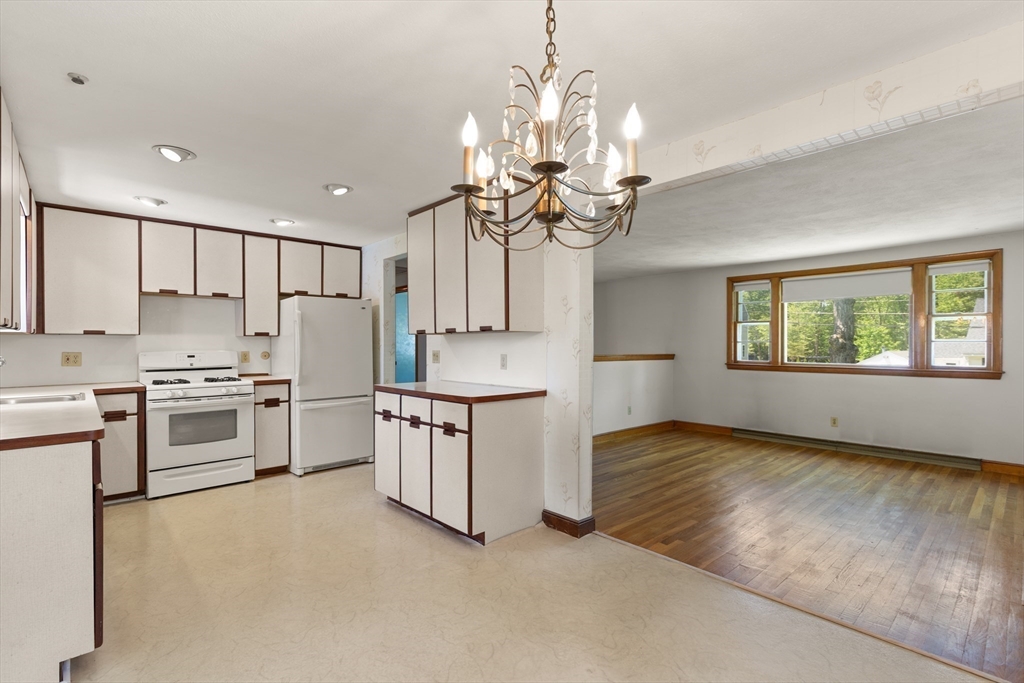 332 Linwood